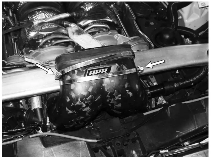 APR CI100056 EA825 40T SUV Intake - fig 32