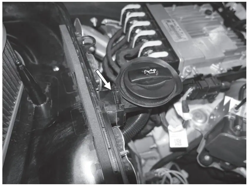 APR CI100056 EA825 40T SUV Intake - fig 40