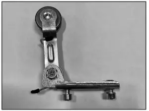 Razor W15130640079 POCKET MOD Chain Tensioner - step 4