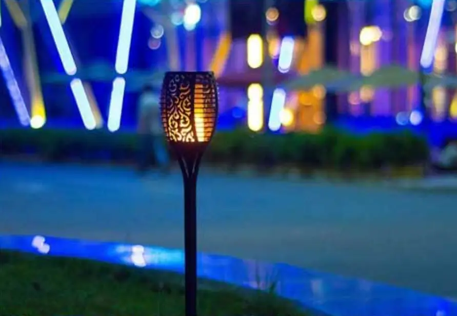 Maxxmee 1137610 Led Solar Torch Instruction Manual