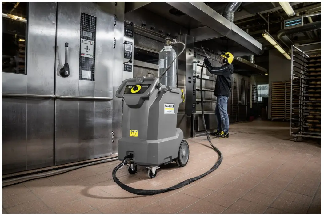 KARCHER-IB-10-8-L2P-Dry-Ice-Blaster-FIG-2