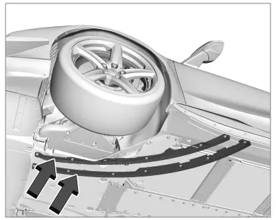 CHEVROLET 2023 Stingray with Z51 and Z06 - front strakes