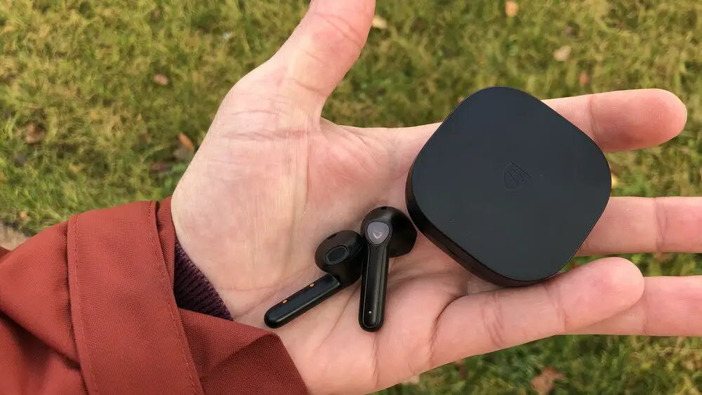 Soundpeats Trueair2 Wireless Bluetooth Headphones User Manual