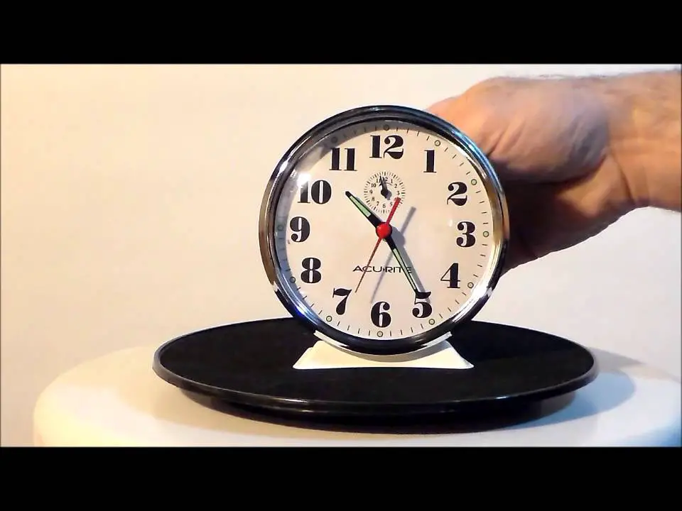 Accurite Keywound Alarm Clock Instruction Manual