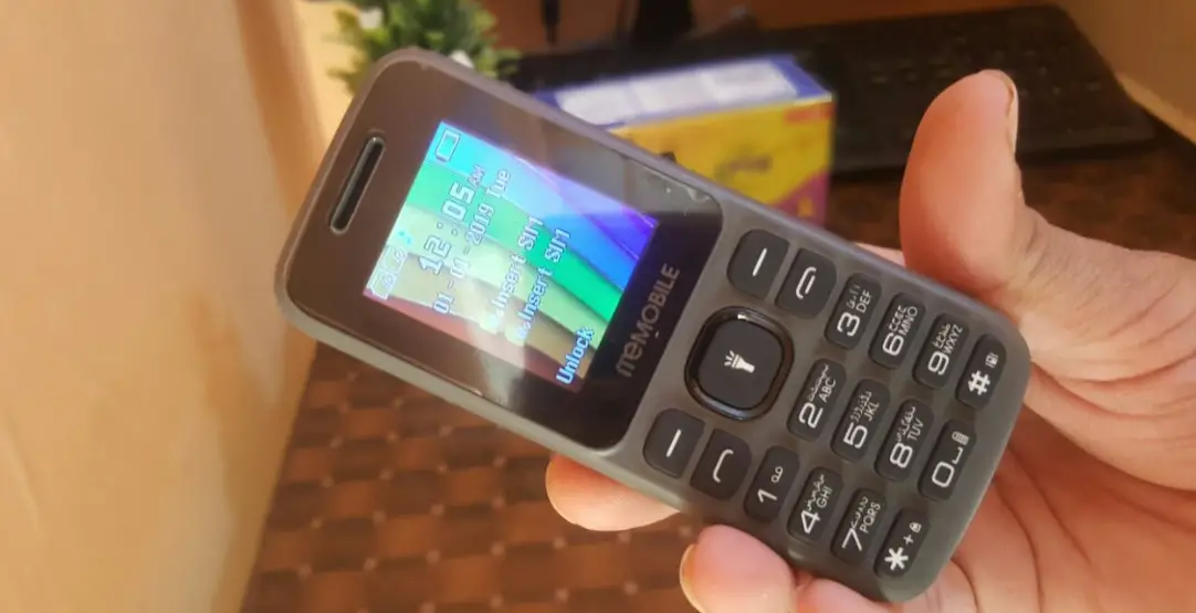 Hyundai L300 Mobile Phone User Guide