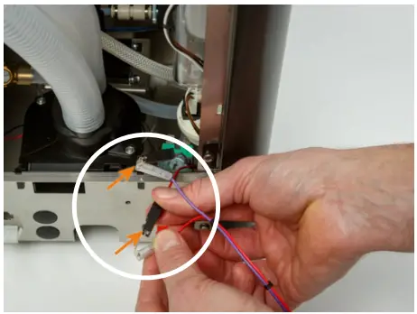 westomatic Primo Compact Water Reservoir - FIGURE 9