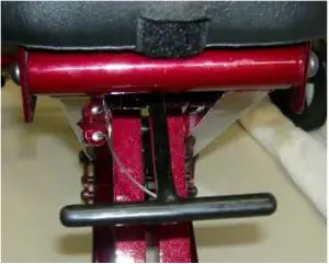 To Adjust Height of Knee Rest