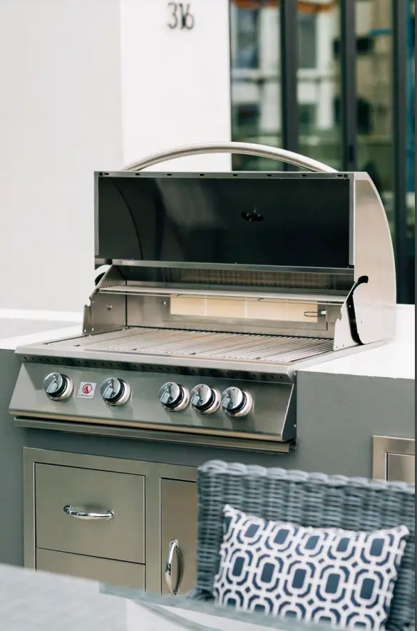 SUMMERSET SIZ26 Series Gas Grill