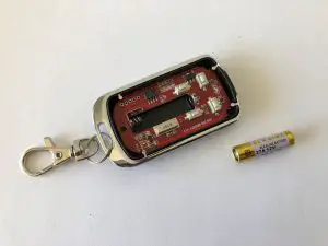 FIG 8 HOW TO REPLACE THE BATTERY