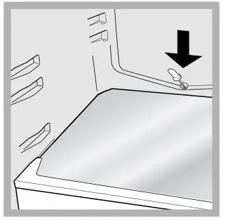 INDESIT Fridge - Defrosting the appliance