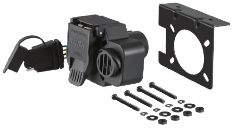 CURT-Multi-Function-Socket-with-Back-Up-Alarm-fig- (1)