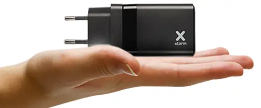 Xtorm Xa080 Travel Fast Charger User Manual