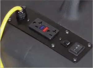 2 postion switch and daisy-chained outlets