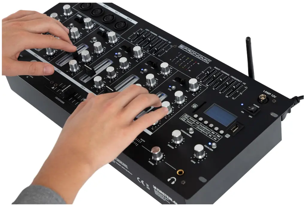 PRONOMIC MIDI DX-165REC MKII DJ Mixer.