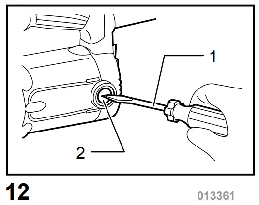 Replacing carbon brushes