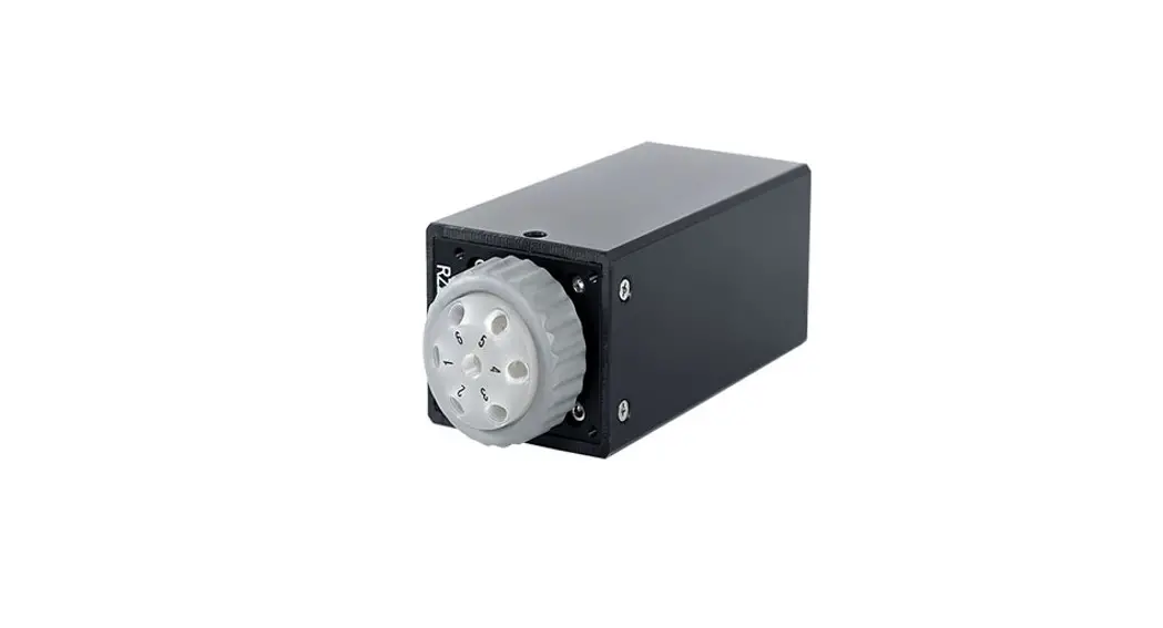 Runze Sv-07 Selector Valve Instruction Manual Runze Sv-07 Selector Valve Instruction Manual