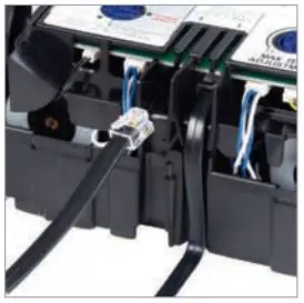 AQUALISA RS.A1.EV.18 Rise Digital Diverter Installation Guide - Plug one end of the 2m data cable