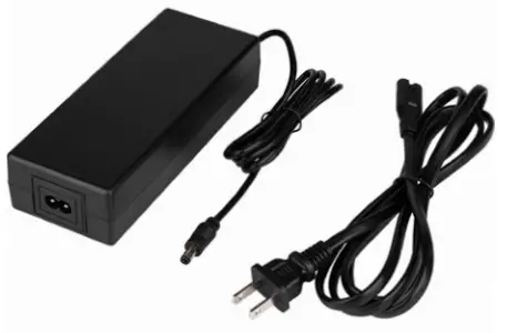 FedEx SenseAware M4 Device - Power brick