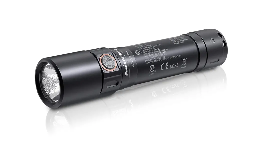 Fenix Wf30re Intrinsically Safe Flashlight User Manual Fenix Wf30re Intrinsically Safe Flashlight User Manual