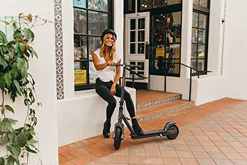 Razor C25 & C25 Sla Rear Fender Replacement Instruction Manual Razor C25 & C25 Sla Rear Fender Replacement Instruction Manual