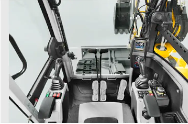 WACKER NEUSON 73709 Compact and Wheeled 18