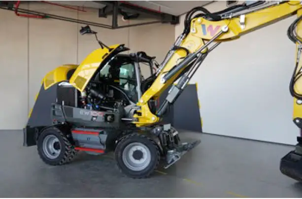 WACKER NEUSON 73709 Compact and Wheeled 35