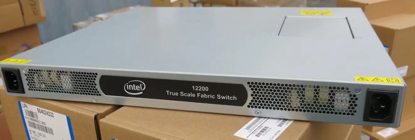 Lenovo Qlogic 12200 And 12300 Infiniband Edge Switches User Guide Lenovo Qlogic 12200 And 12300 Infiniband Edge Switches User Guide