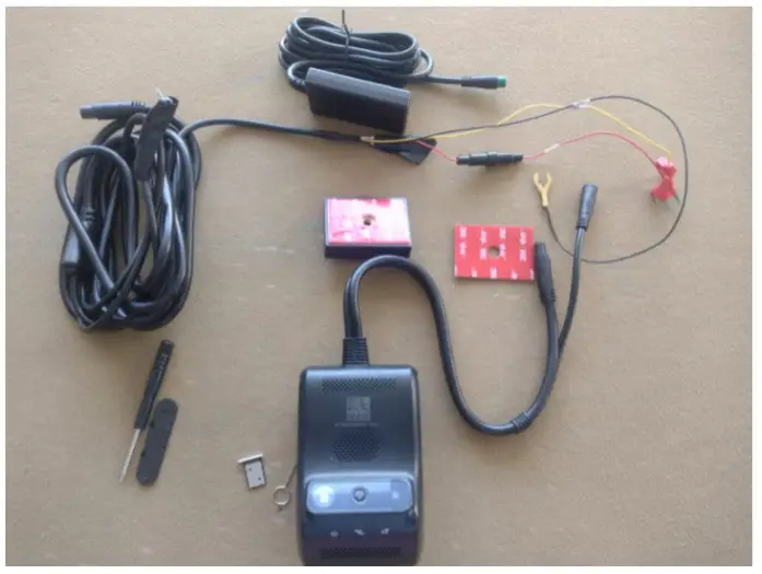 amber-connect-AVC410-Dual-4G-Telematics-HD-Dashcam-fig-2