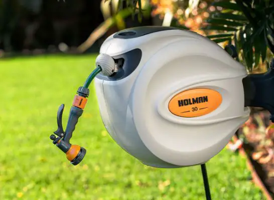Holman 3130 30m Battery Powered Hose Reel Instruction Manual
