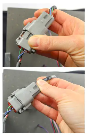 ITC- lio-21055-VersiControl-RGB-Control-Pad-3