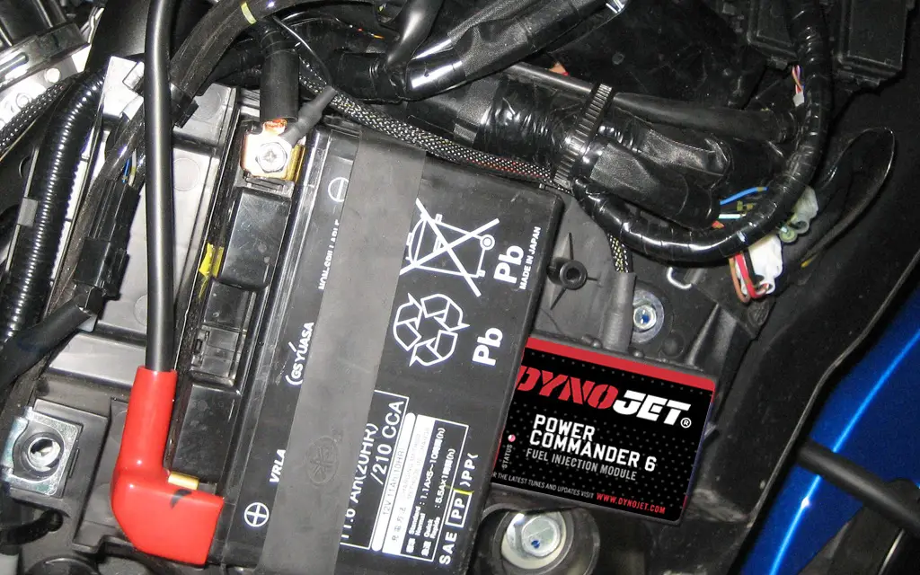 DYNOJET-PC6-22041-Power -Commander-02