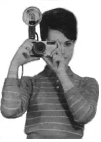 Zorki-10 Photographic Camera-16