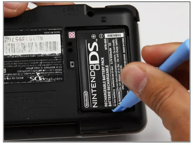 IFIXIT Nintendo DS Main Circuit Board Replacement - Step 2