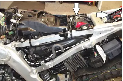 DYNOJET-PC6-16074-Power-Commander-6-FIG-4