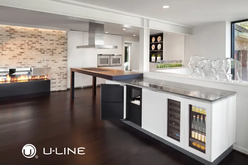 U LINE 2224RGL 24 Inch Glass Door Refrigerator