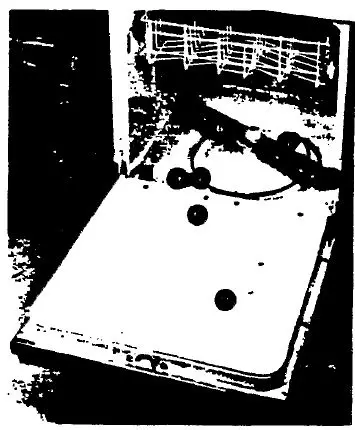 FRIGIDAIRE-DWU-22J-Dishwasher-fig- (1)