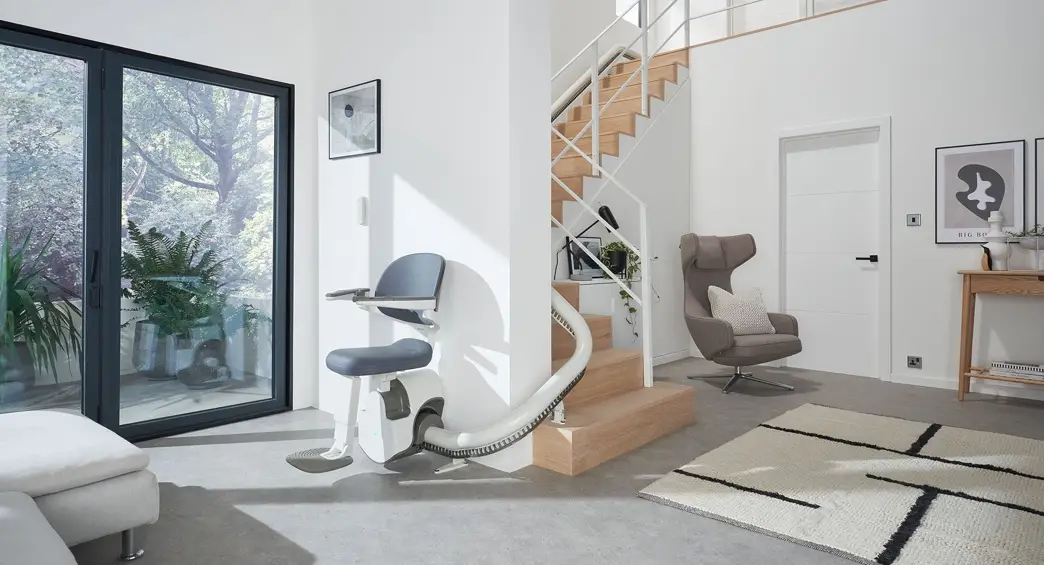 Tke Rp00-cu Flow X Stairlift For Curved Staircases User Manual