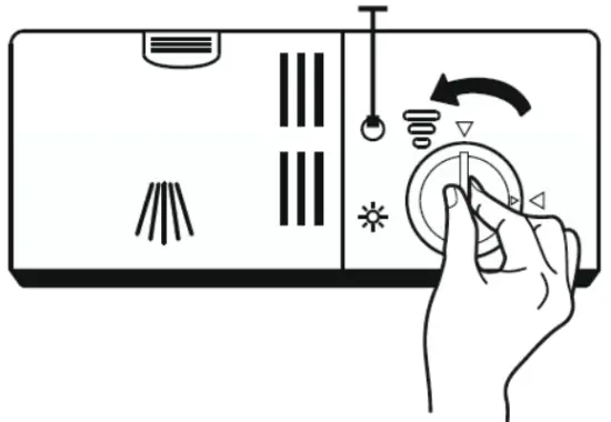Filling the rinse aid reservoir 