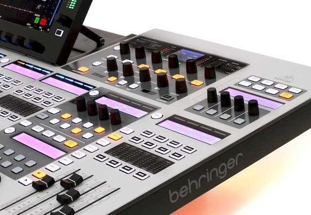 Behringer Wing Digital Mixing Console With Control Surface And 10