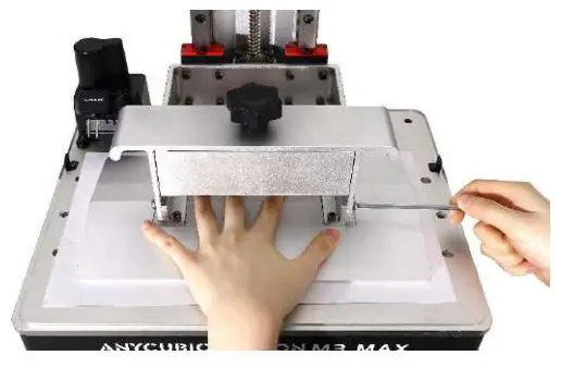 ANYCUBIC Photon M3 Max Exceptionally Large Resin Printer User Manual - Use your fingers to press the platform gently