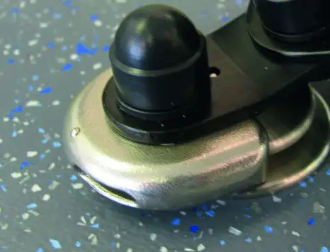 BraunAbility Front tie-downs - ﬂ oor anchors -FIGER 6