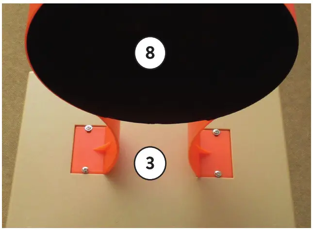 numskull 265657 Crash Bandicoot Gaming Locker - STEP 7