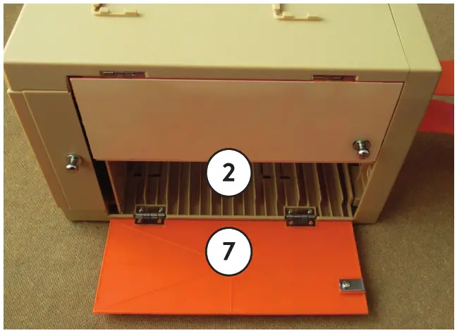 numskull 265657 Crash Bandicoot Gaming Locker - STEP 9