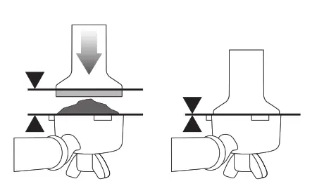 TAMPING THE GROUND COFFEE