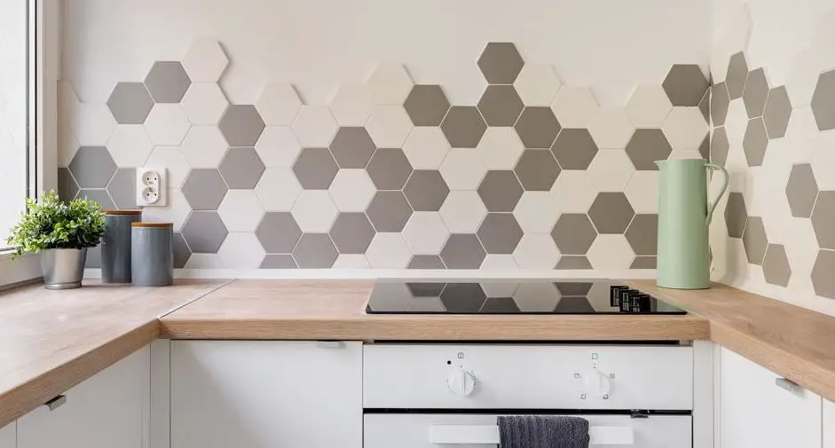 Peel, Stick & Seal Glass Splashbacks Instructions