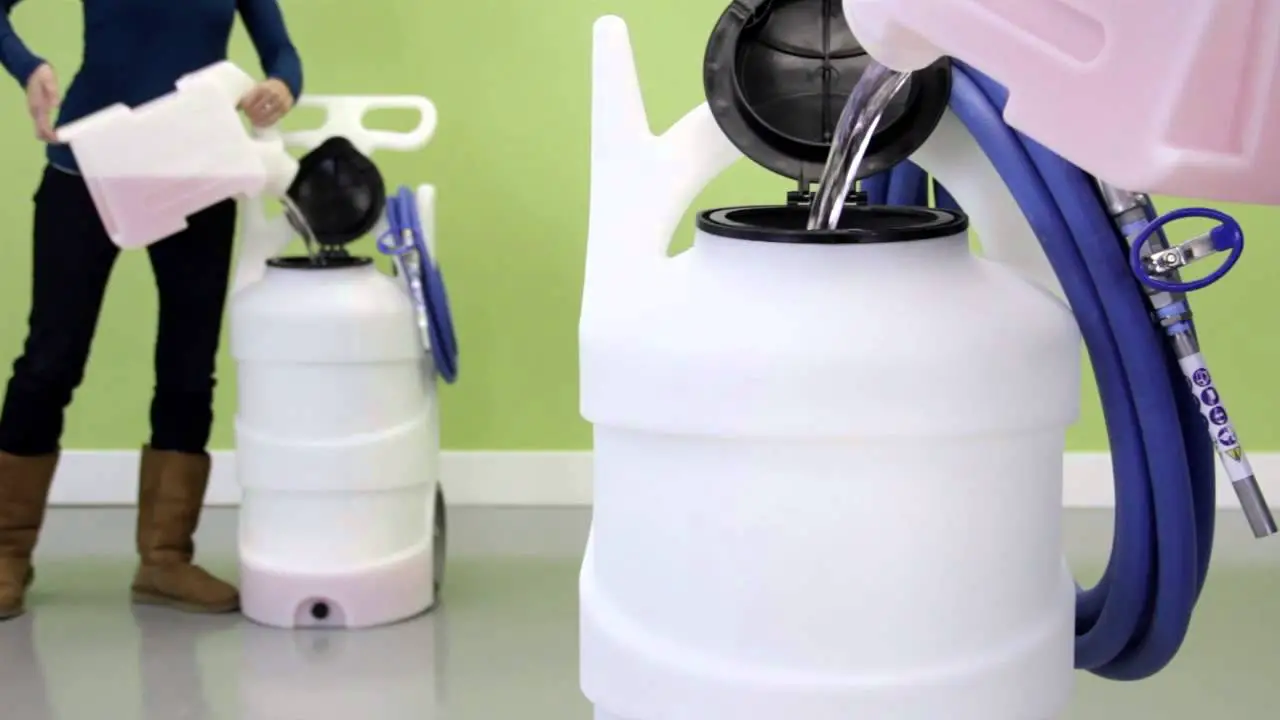 FOAMit-FI-10N-10-Gallon Air Operated Portable Foam Equipment