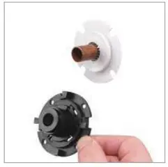 AQUALISA VSQ.A2.BV.DVFW.20 Visage Digital Concealed with Adjustable Height or Fixed Head Installation Guide - Ensuring the locking screw hole is positioned