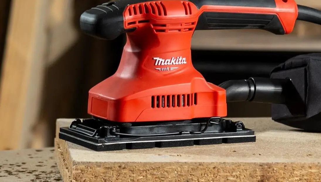 Makita M9203 Finishing Sander Instruction Manual