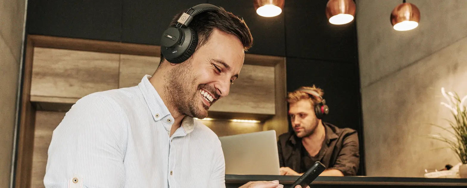 Avantree Bths-as9p Low Latency Wireless Headphones User Manual