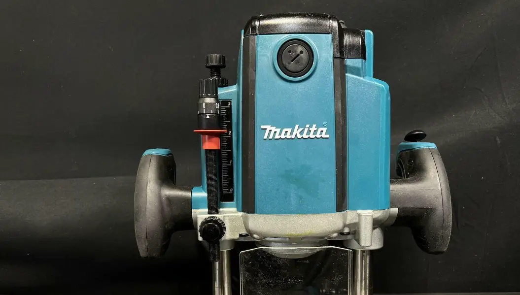Makita Rp1800 Plunge Router Instruction Manual